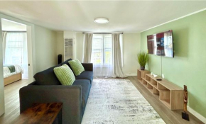 Charming & Bright Gem Prime Location Street Parking #3